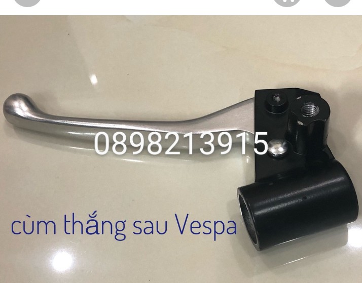 Cùm thắng sau Vespa không ABS