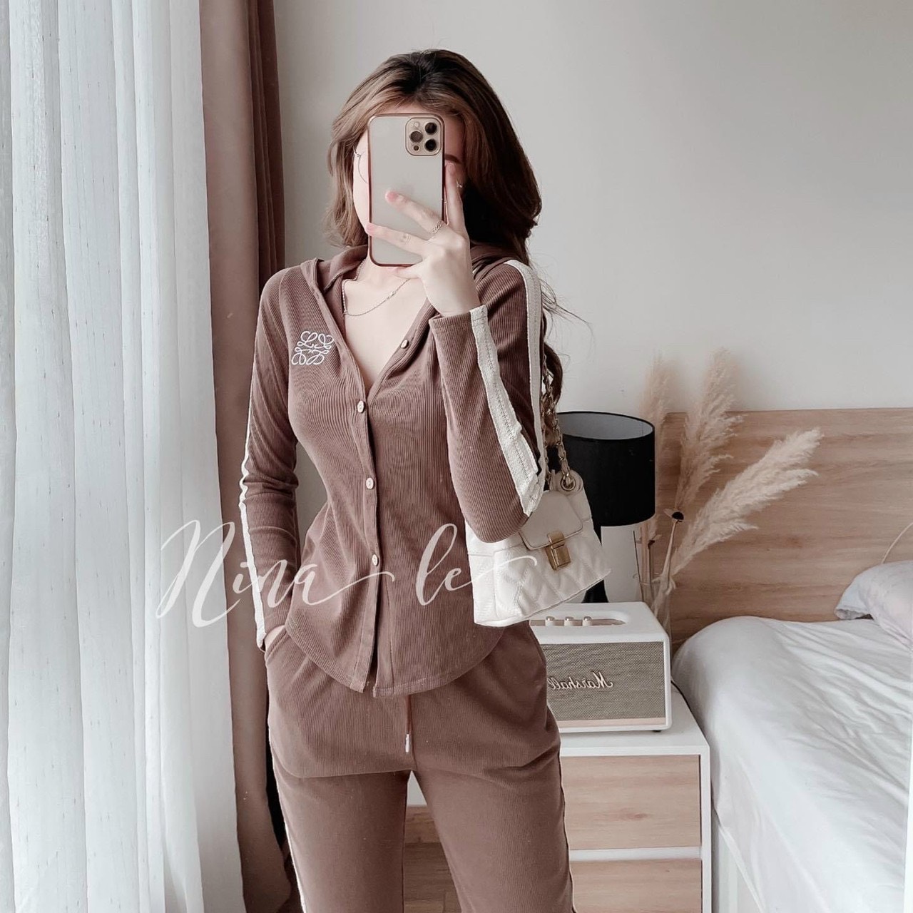 Sét bộ thời trang nữ mặc đi chơi chất thun gân áo cổ sơmi tay dài sọc trắng mix quần dài ôm mát mẻ