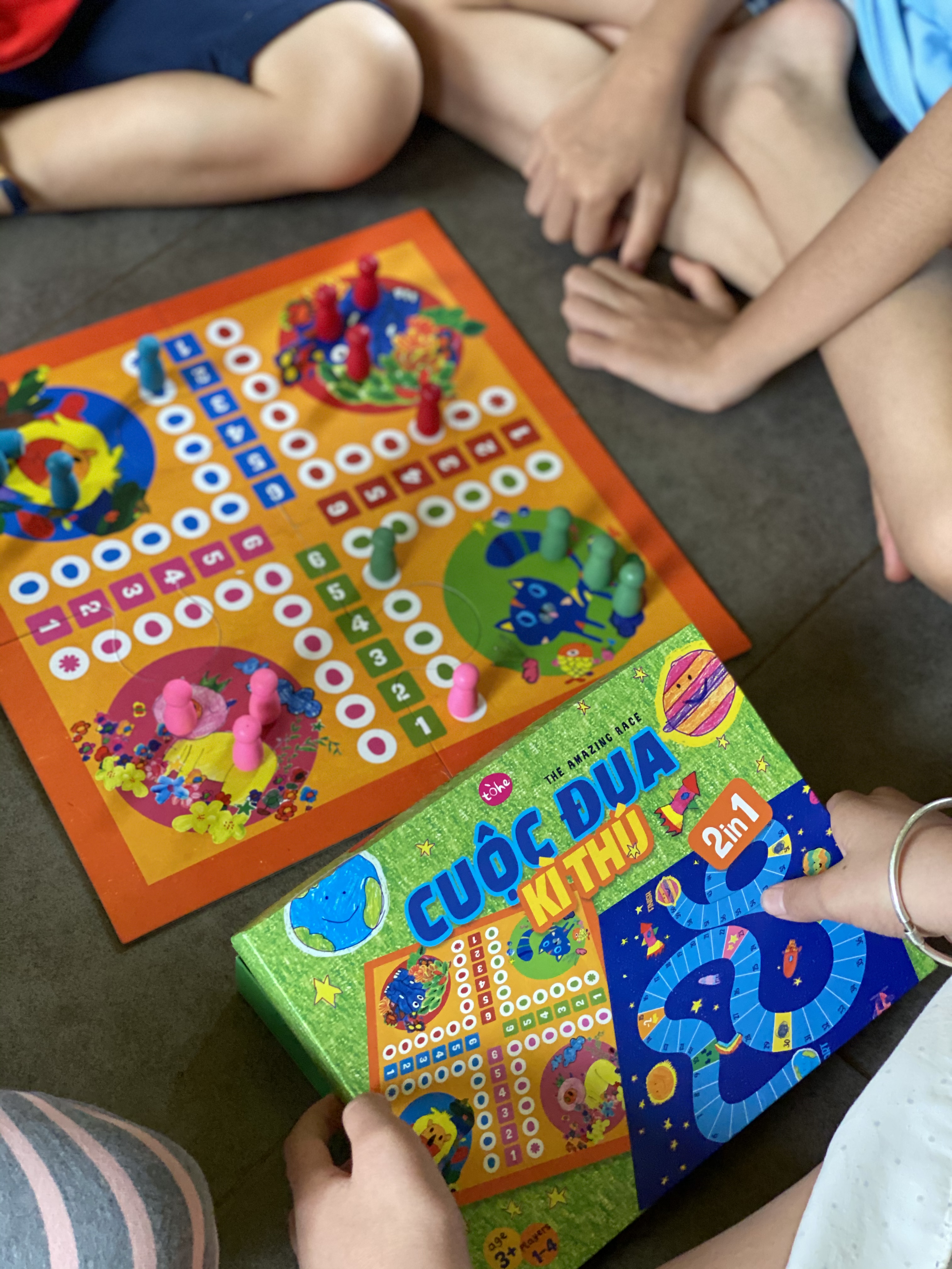 Bộ đồ chơi Cuộc Đua Kỳ Thú (gồm 2 game Cá ngựa và Cuộc Đua Dải Ngân Hà) [Made by Tòhe]