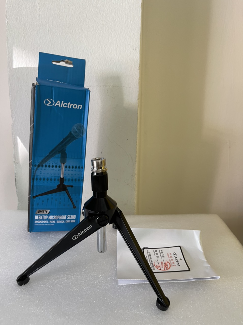 Chân micro để bàn alctron sm316