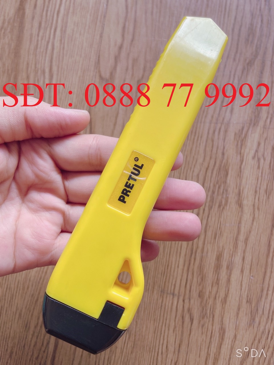 Dao rọc giấy 18mm Pretul 22405