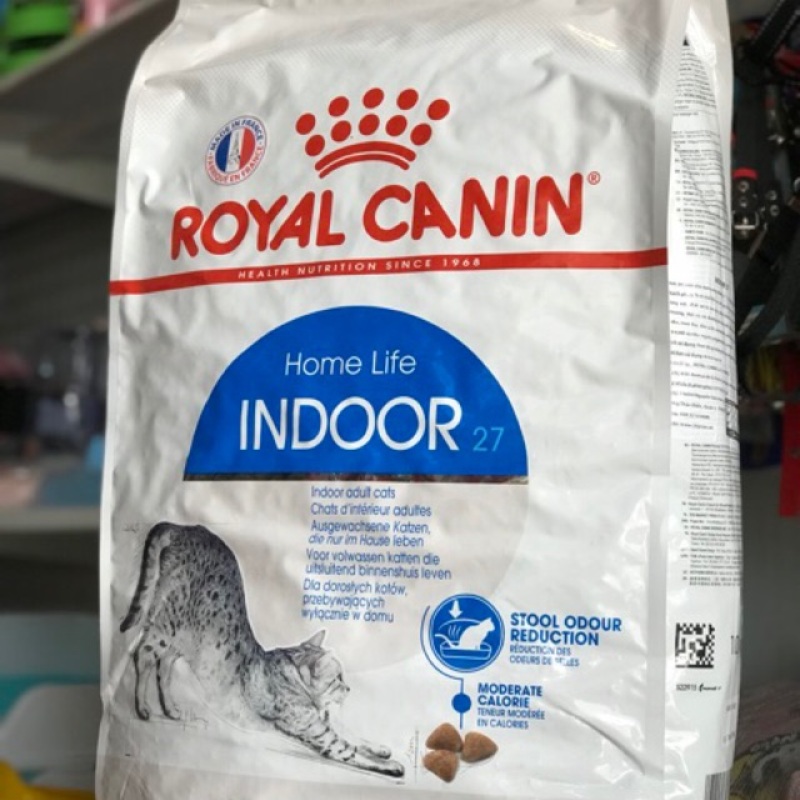 Thức ăn hạt mèo lớn Royal Canin Indoor 10kg