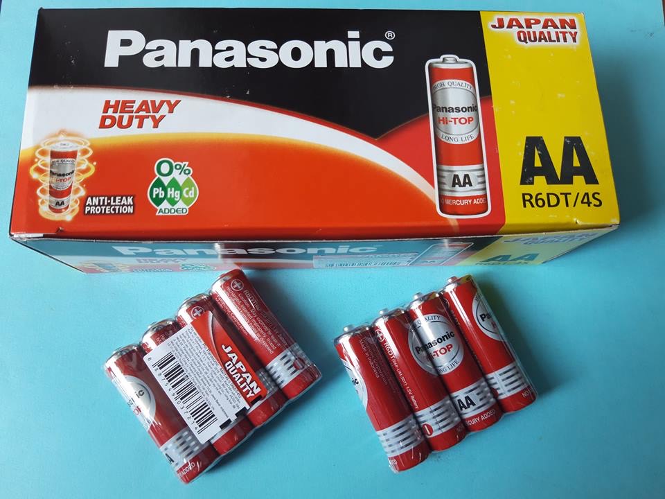 Vỉ 4 viên pin Panasonic AA