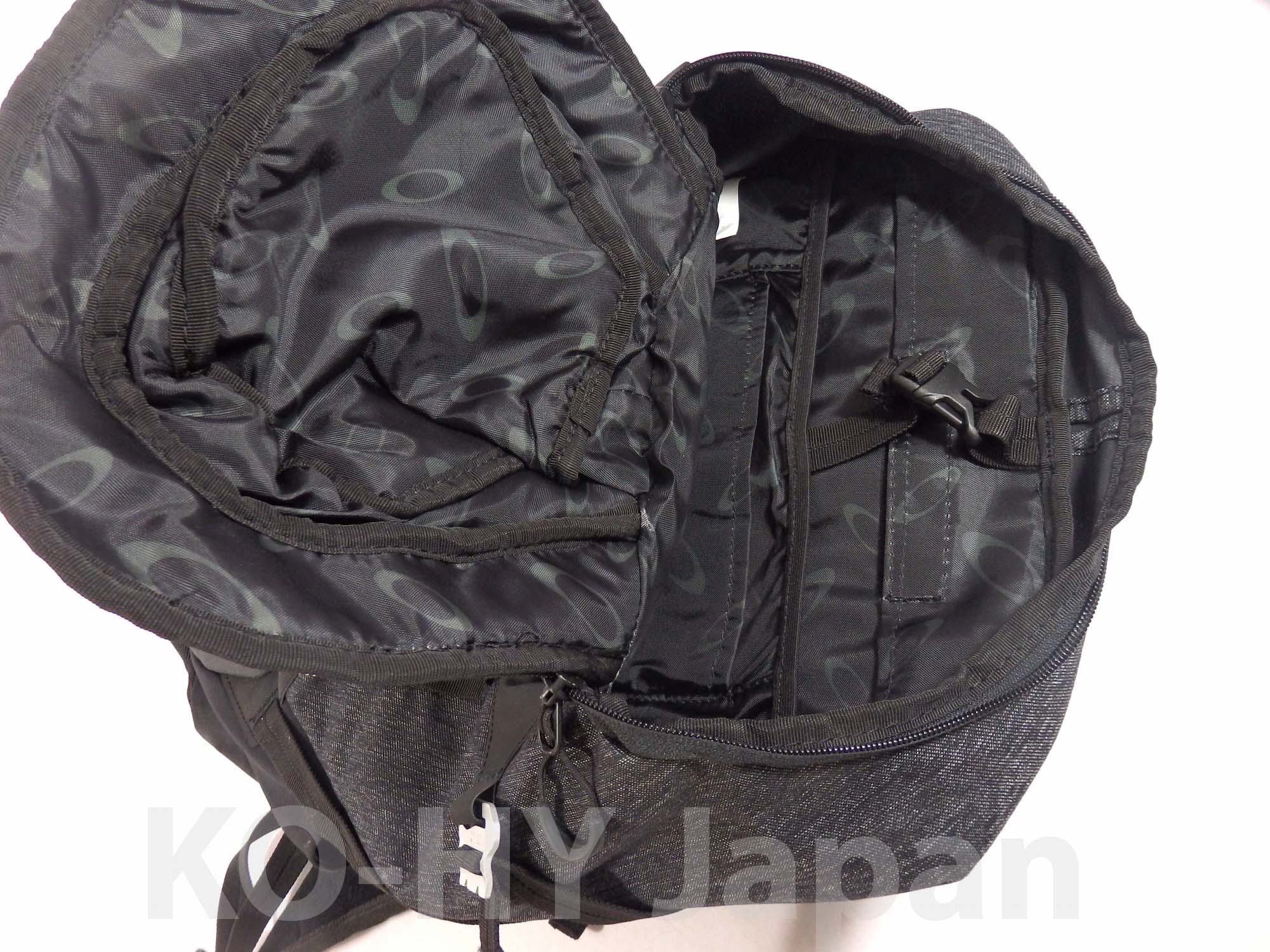 Balo Oakley Voyage 25L Backpack dòng thời trang cao cấp