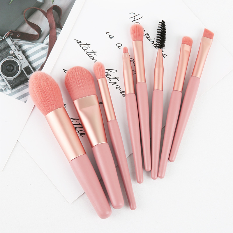 8 Piece Makeup Brush Set With Zip Bag