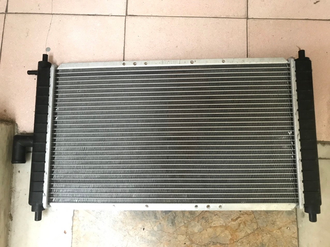 Két nước làm mát Chery QQ3