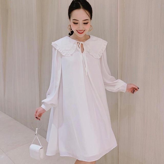 Đầm trắng suông cổ bèo