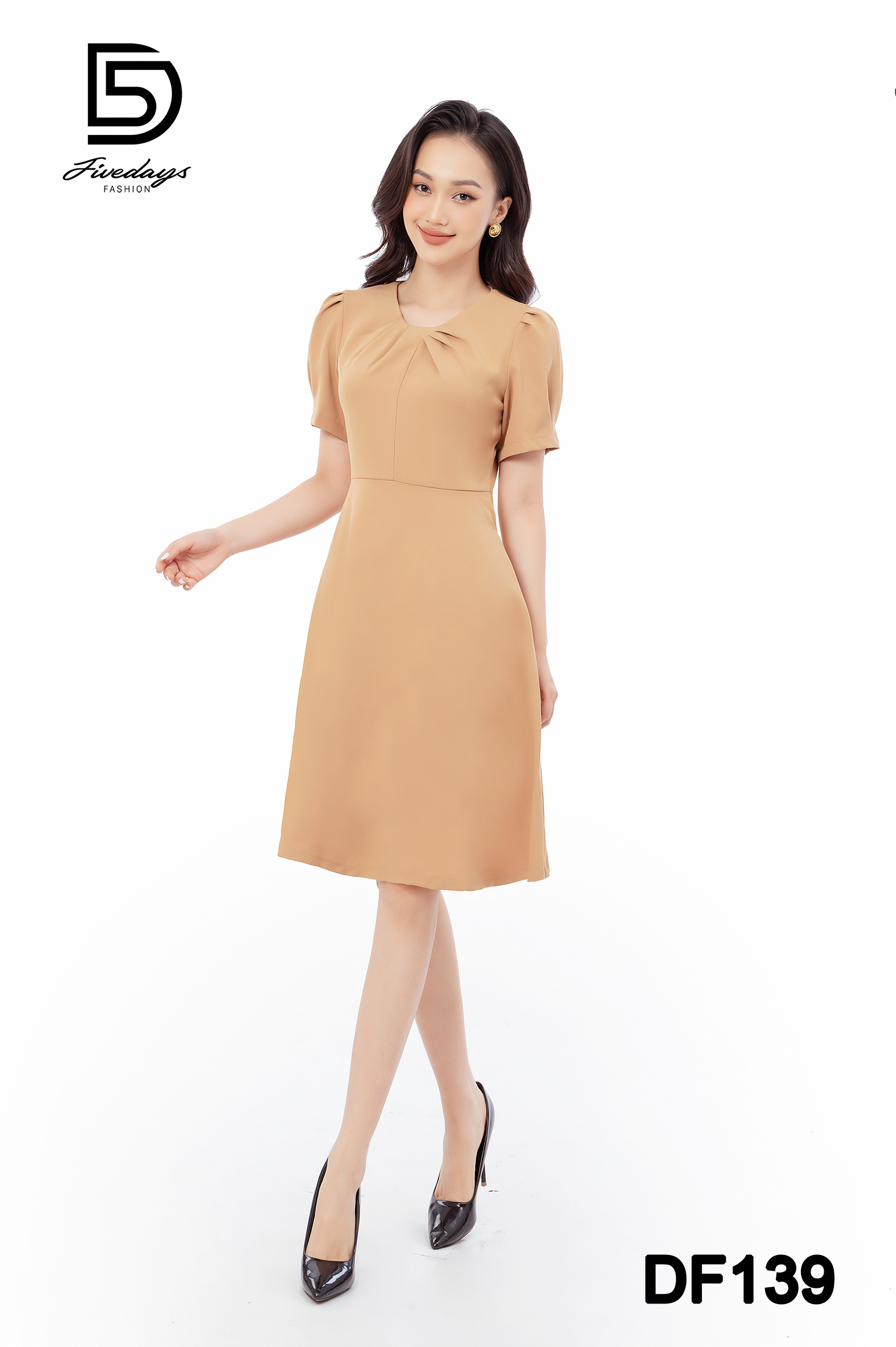 Đầm xoè cổ xếp ly FIVEDAYS