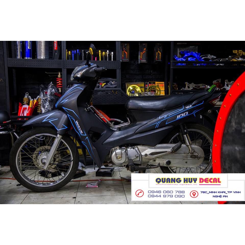 Tem trùm xe wave đen chỉ xanh 100, team dán xe máy wave, tem trùm wave, tem trum xe wave, team wave, team trùm wave, tem trum wave đen chỉ xanh (wave alpha đời 2006-2016)