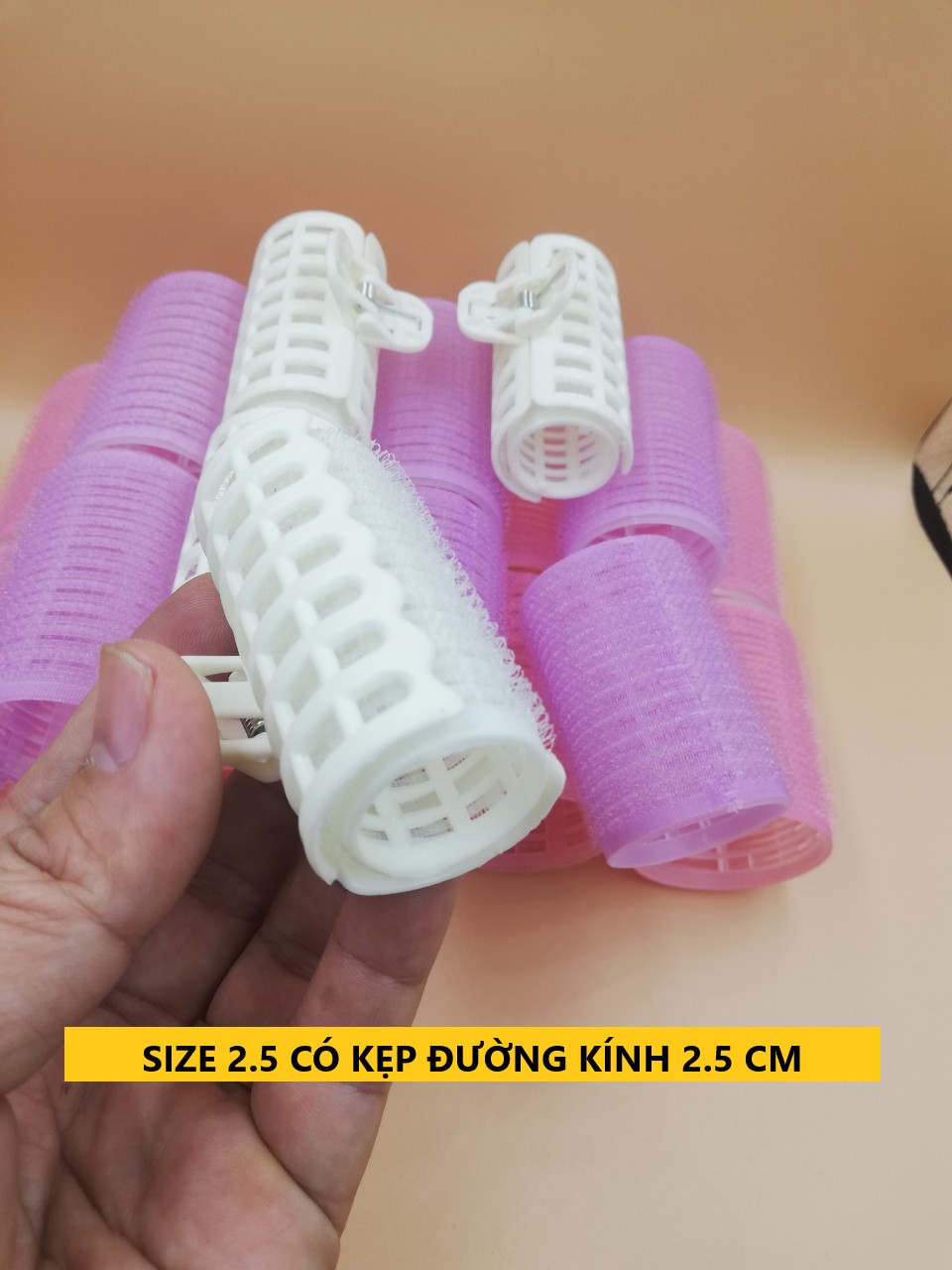 Lô gai cuốn tóc tự dính