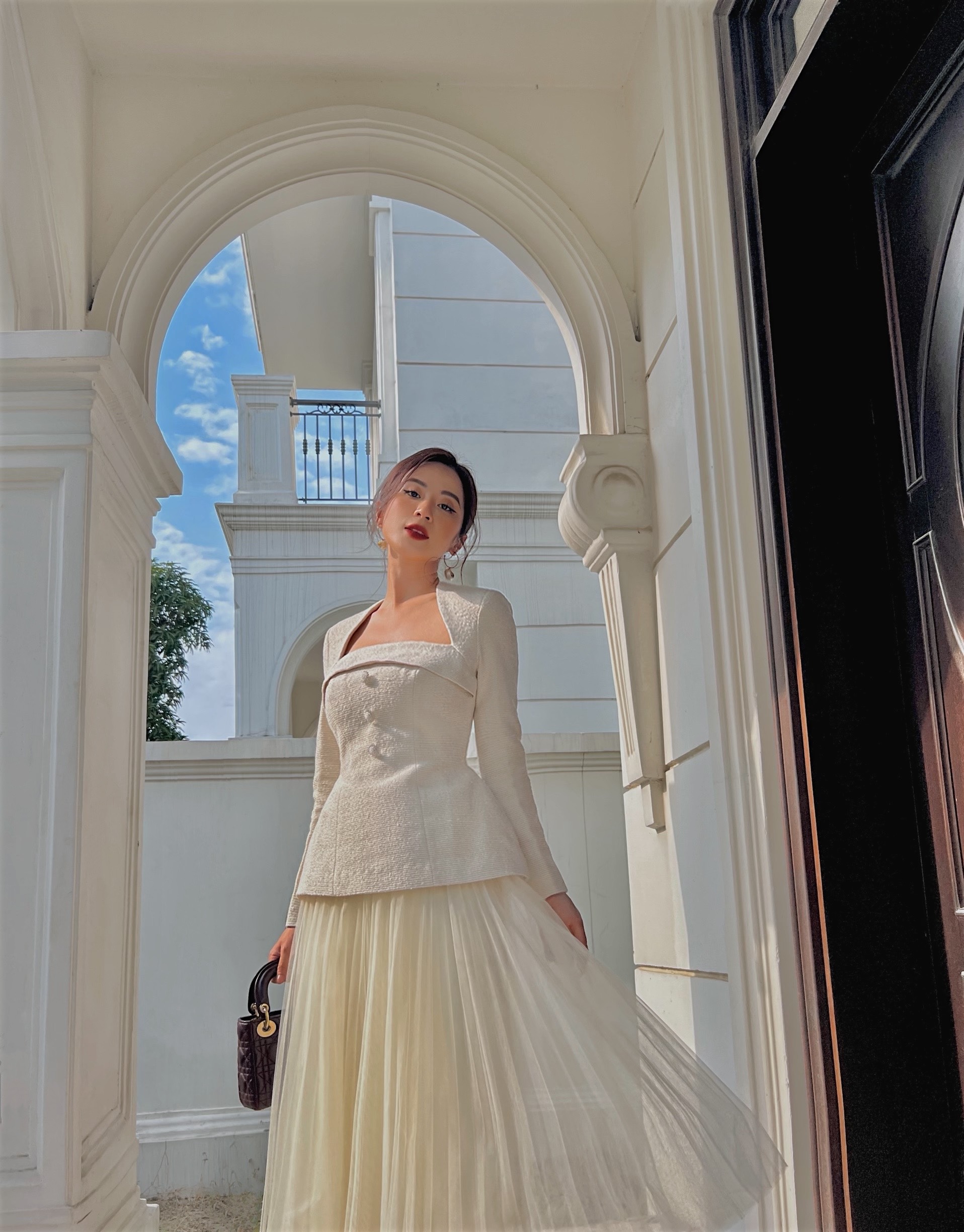 Beloved Áo kiểu Venice Square Neck Top