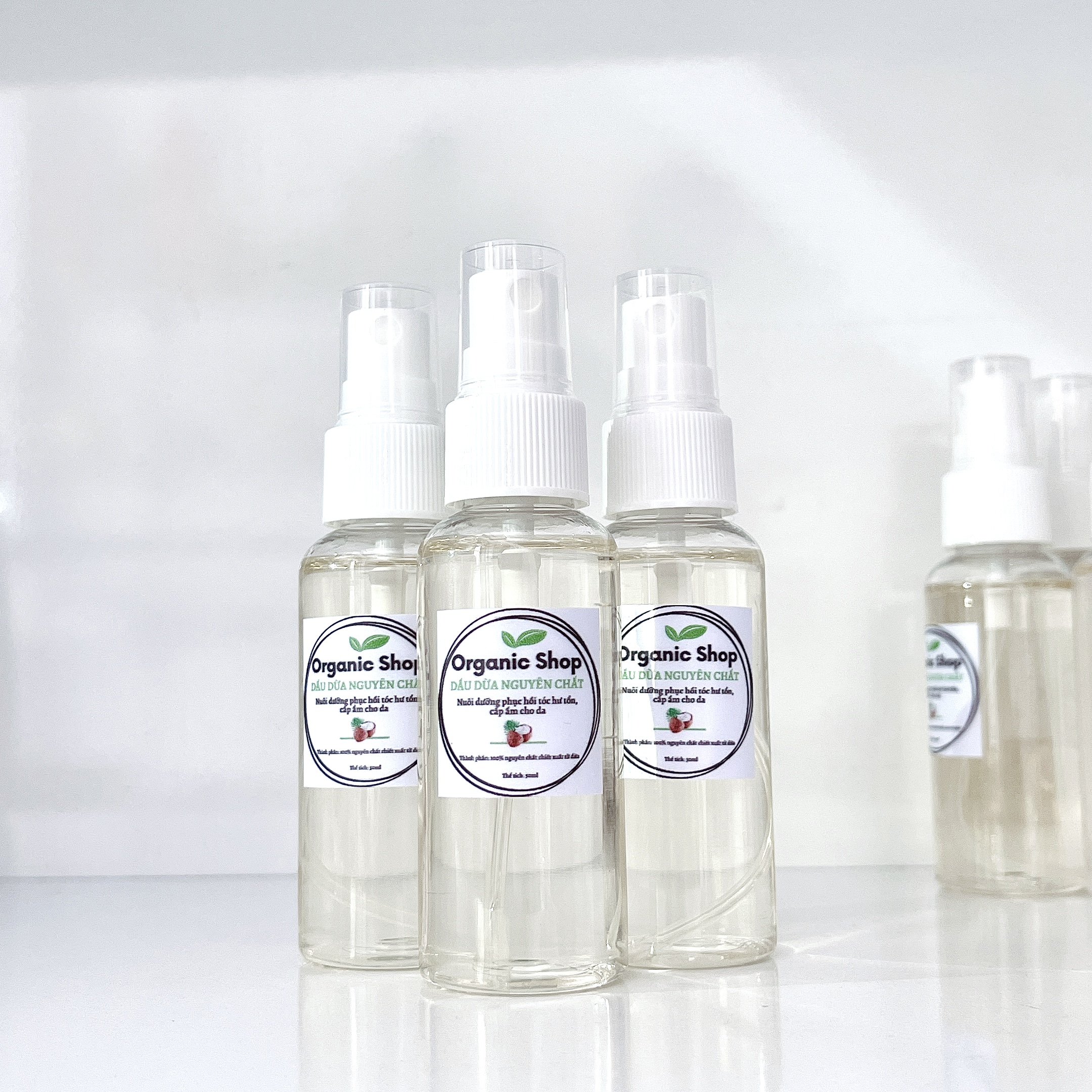 Dầu Dừa Ép Nóng Nguyên Chất Chai 50ml (100% Organic)