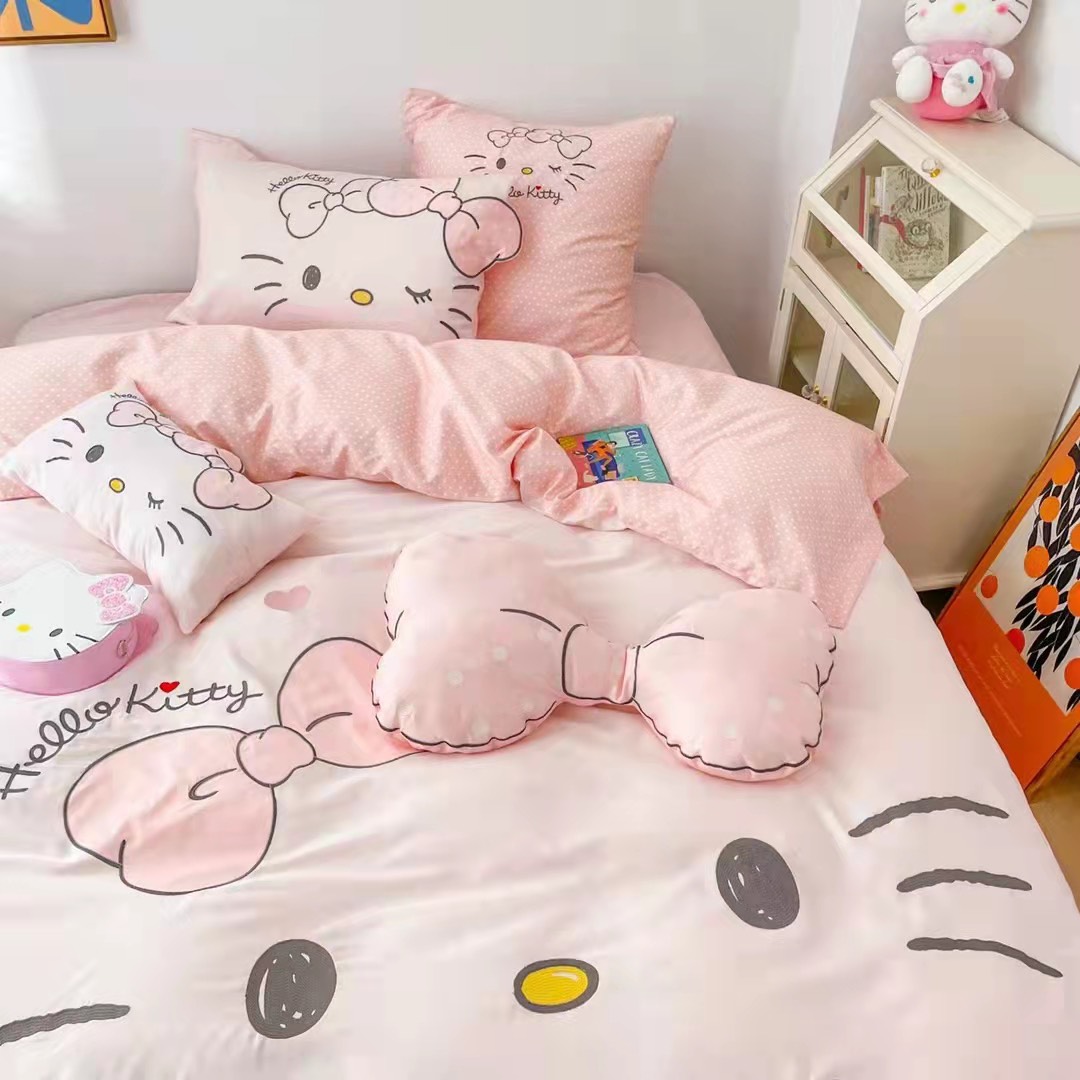 Bộ Chăn ga gối lụa 60s Kitty
