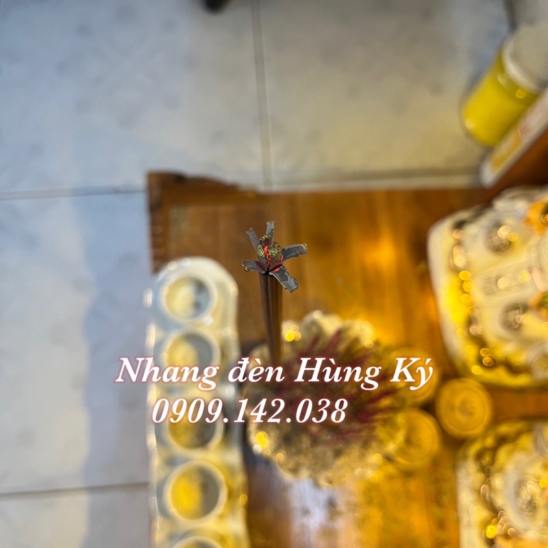 Nhang thơm phú quý tàn nở hoa