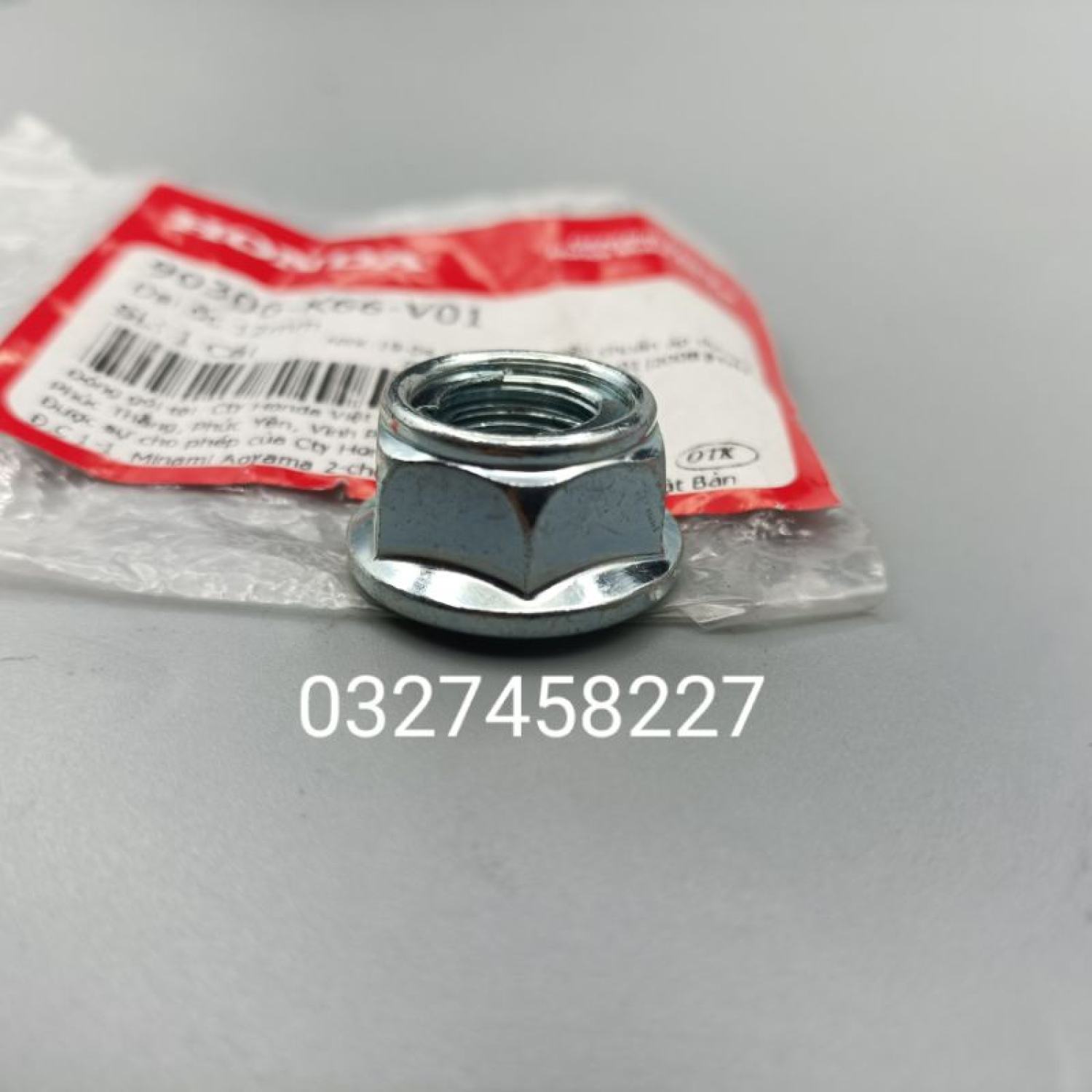 Ốc, tán 12mm bắt cốt đùm, bánh DREAM, WAVE, FUTURE... zin Honda