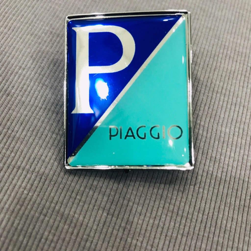 Logo Piaggio kiểu zin theo xe sắc sảo