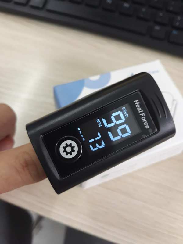 Máy đo nồng độ oxy trong máu SpO2 Heal Force 100N bán chạy