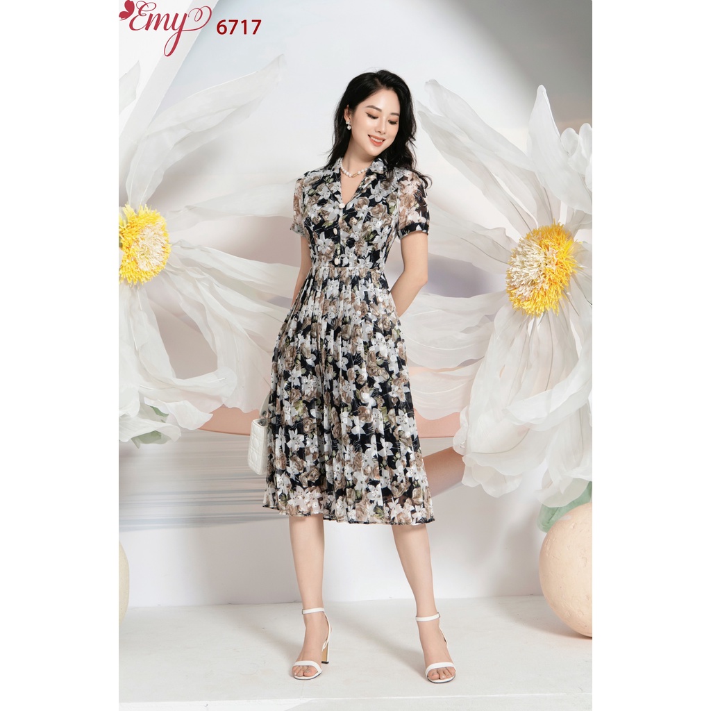 Đầm EMY EM6717 Xoè Dập PLy Cổ V Kết Nút
