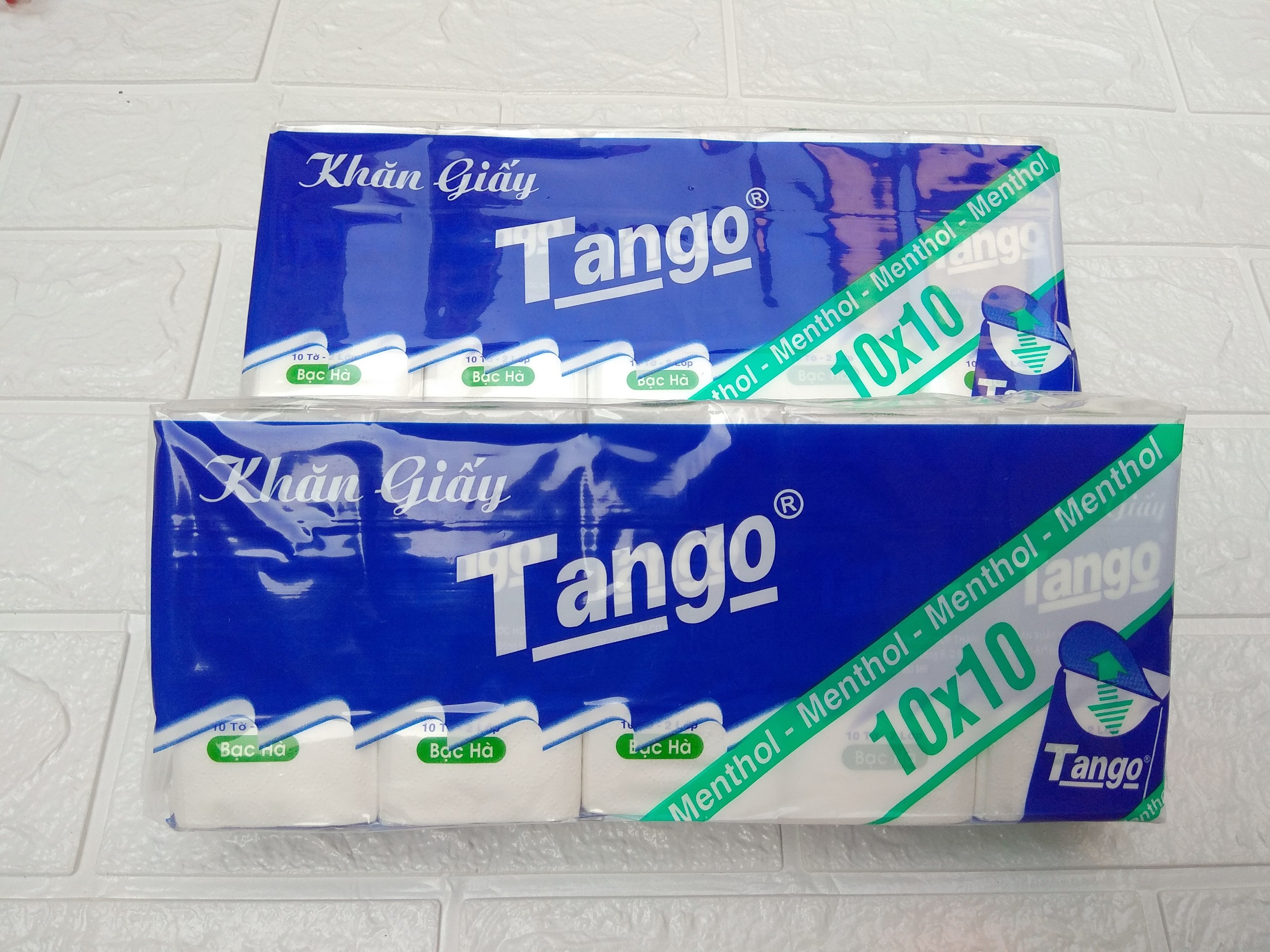 Lốc (10 gói) Khăn Giấy Bỏ Túi Tango