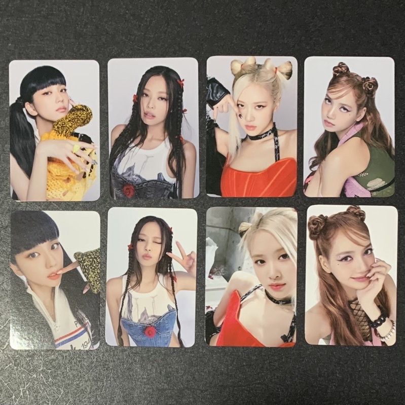 Official Blackpink photocard + top loader kit