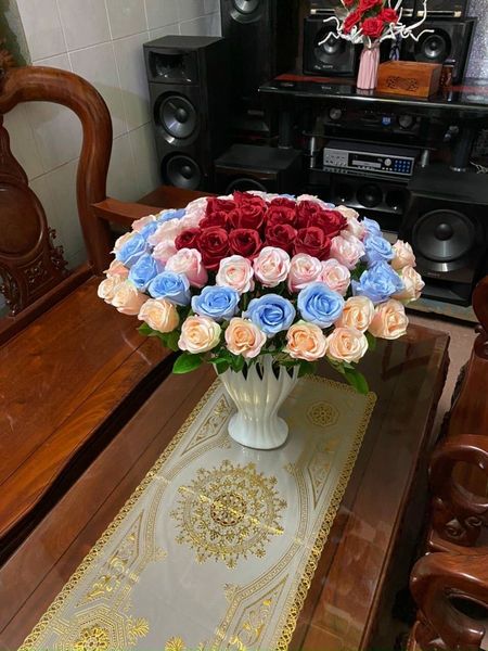 Hoa hồng nhung giả bông to cành dài 70cm sang trọng và rực rỡ - Hoa giả cao cấp nhập khẩu