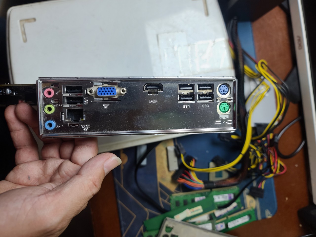 MAIN H81 CŨ - bảo hành 3 tháng - full  chức năng