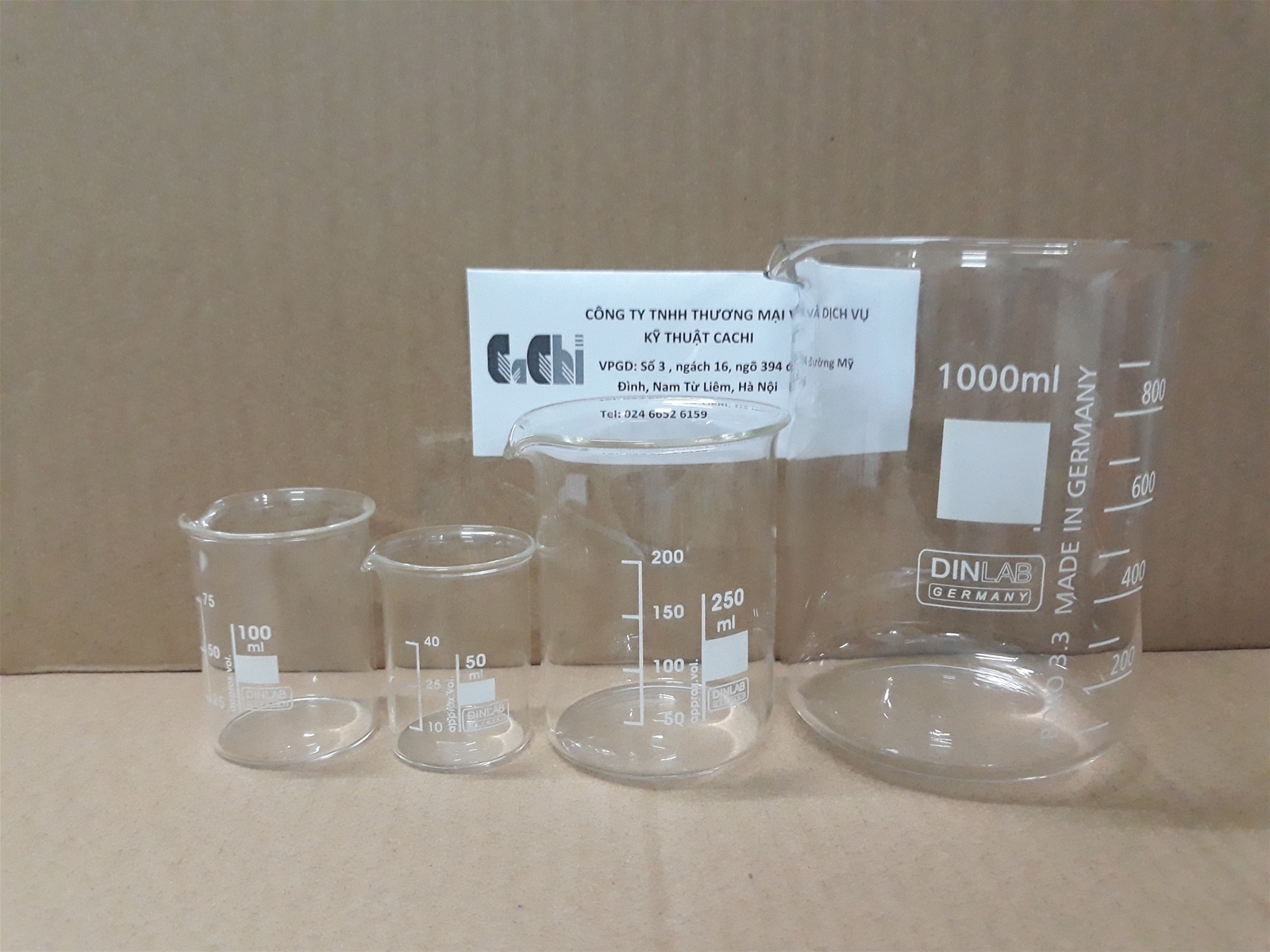 Cốc thủy tinh có mỏ 600ml của Đức