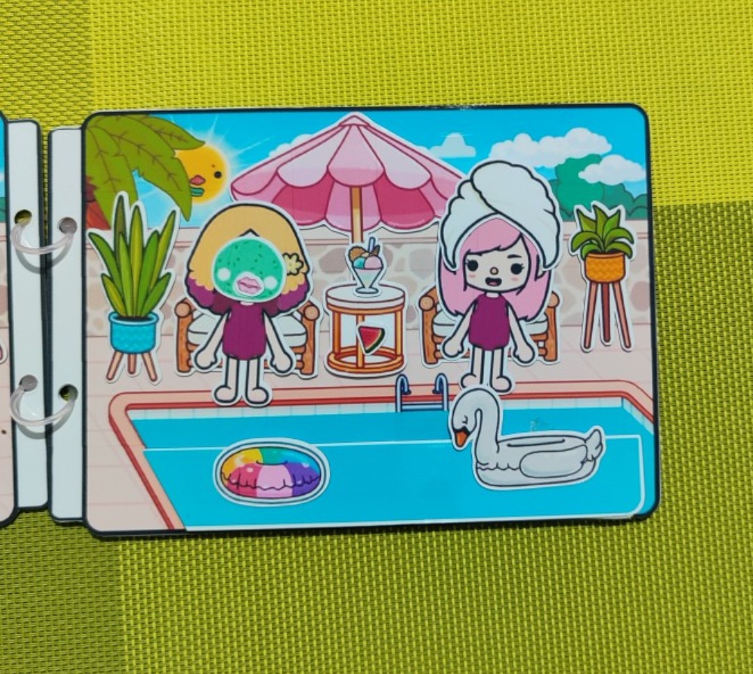 AndyHome Paper -Ngôi nhà búp bê giấy Bê Bơi búp bê tóc Hồng