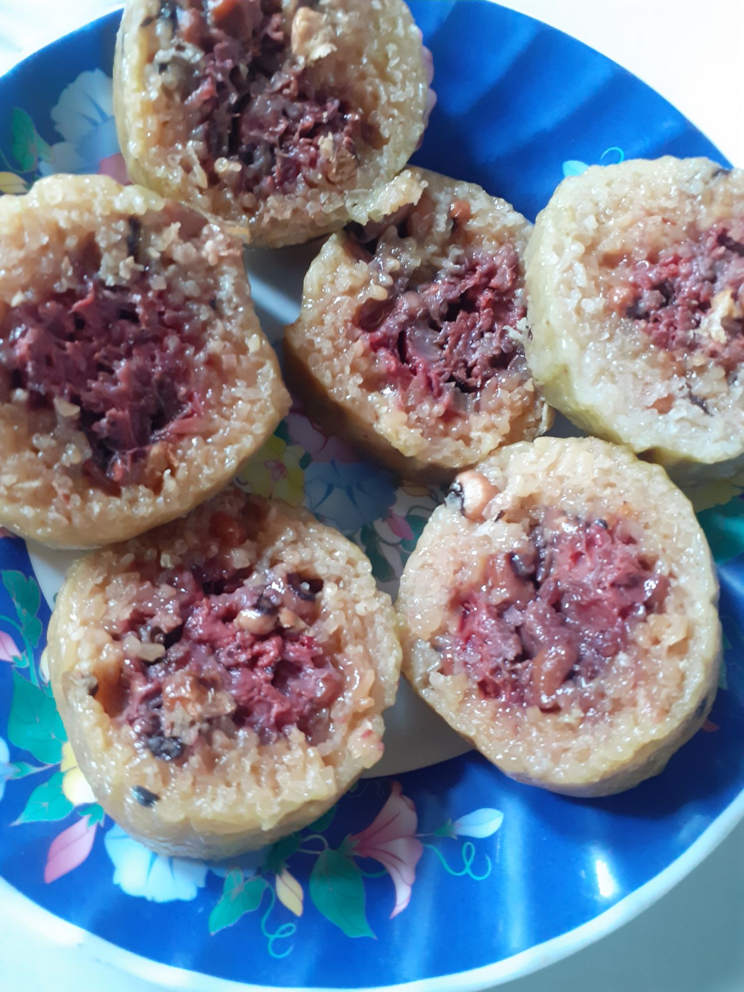 bánh tét trà vinh