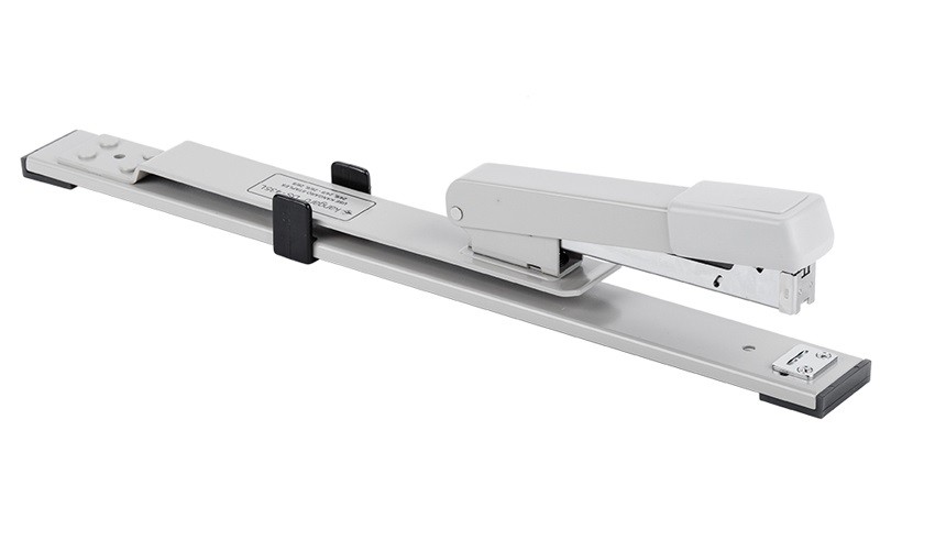 Bấm kim kangaro cán dài ds-435l kim số 3