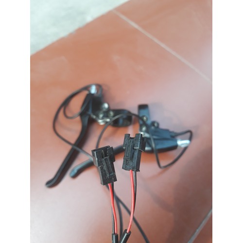 Tay phanh xe điện 133S