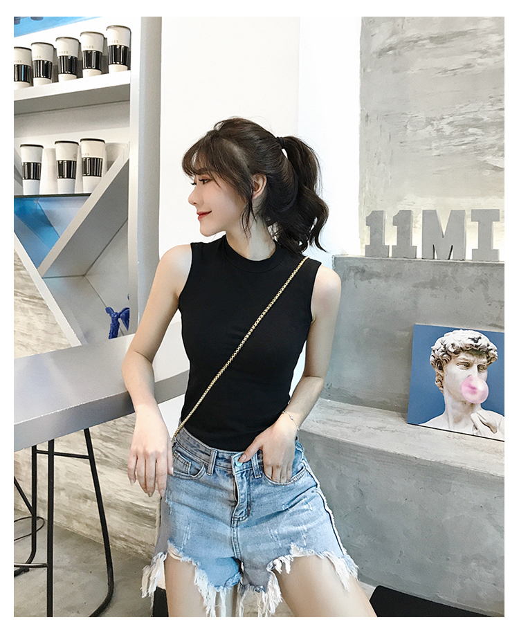 Áo Sát Nách Nữ  phong cách cá tính