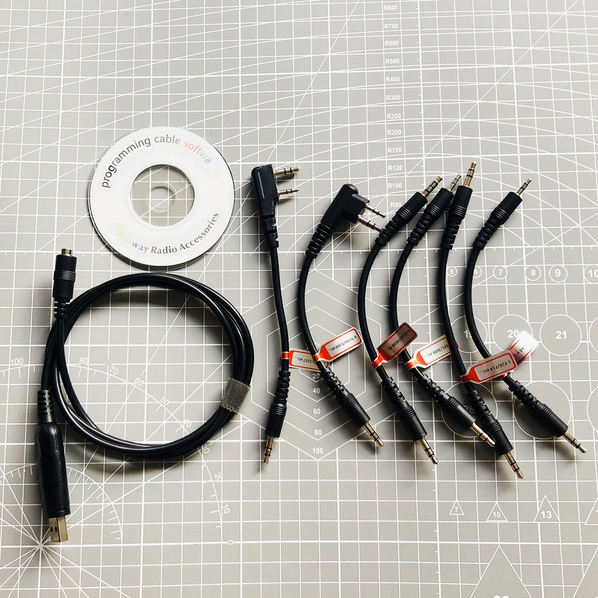 Motorola, Kenwood, ICOM, baofeng, HYT,... walkie talkie programmer cable | View more \ n Walkie-Talkie frequency setting cable