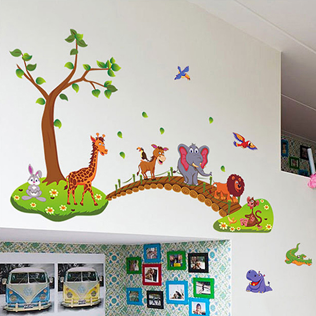 [HCM]Decal dán tường Bé đi sở thú WD16