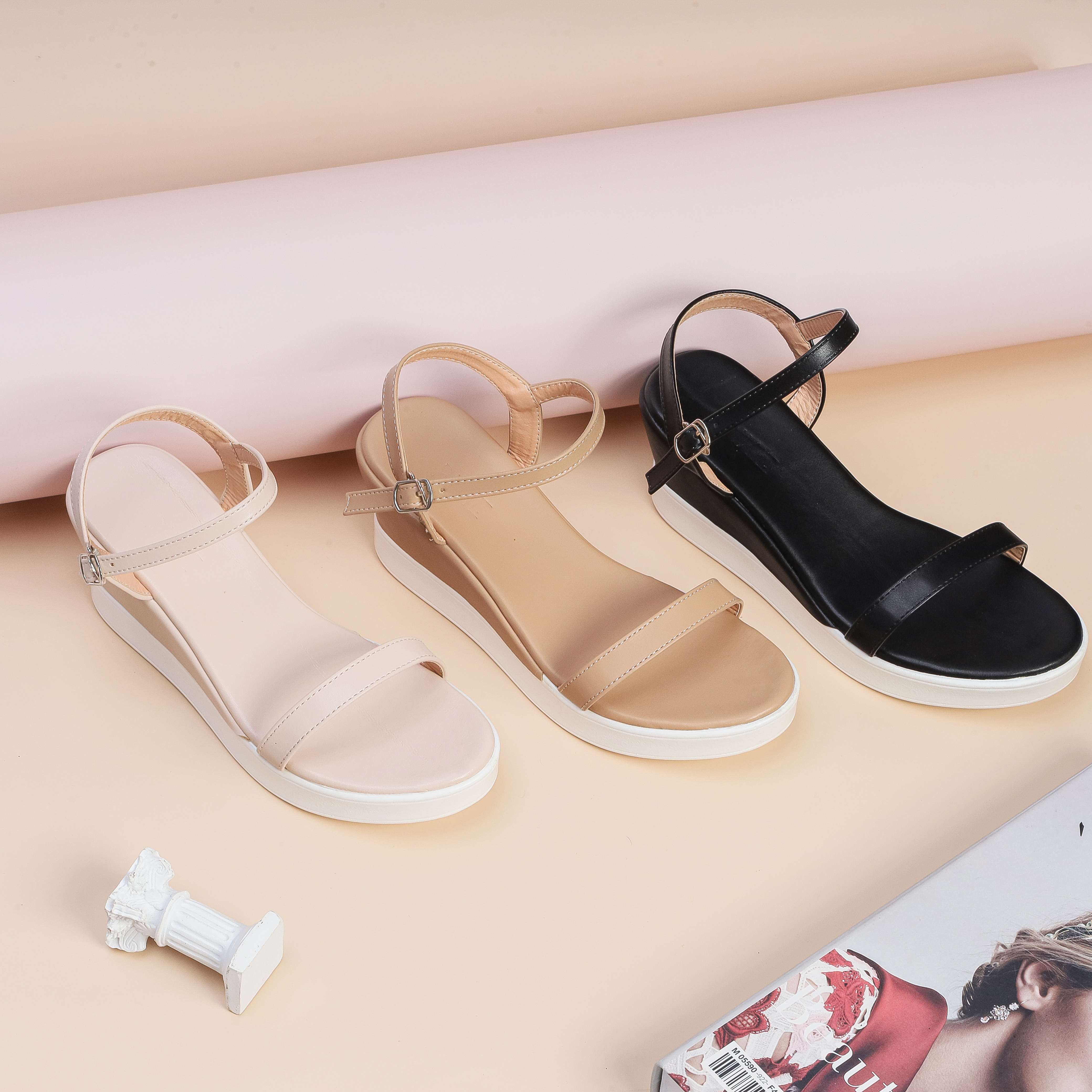 Giày Sandal Đế Xuồng 6cm Quai Ngang Pixie H097