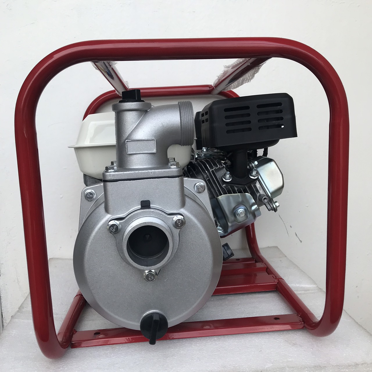 MÁY BƠM NƯỚC CHẠY XĂNG