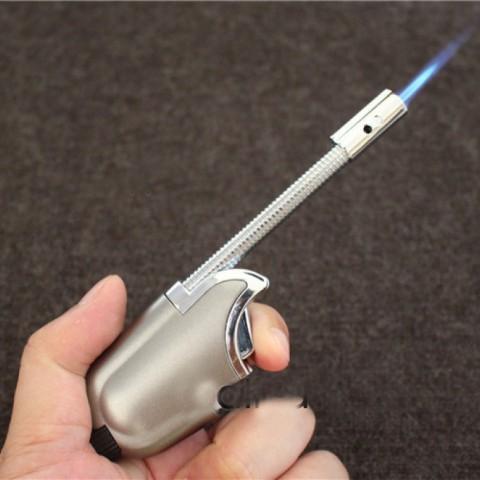 Hộp Quẹt Bật Lửa vòi khò có đèn pin