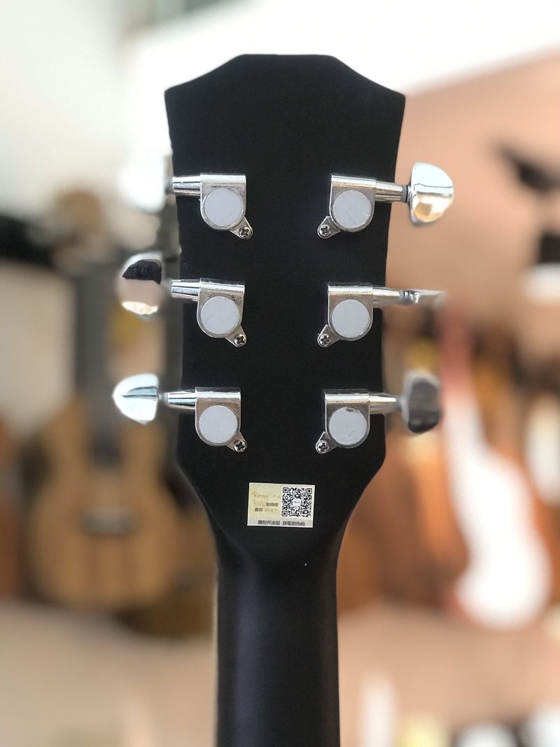 ĐÀN GUITAR ROSEN R135 CHÍNH HÃNG