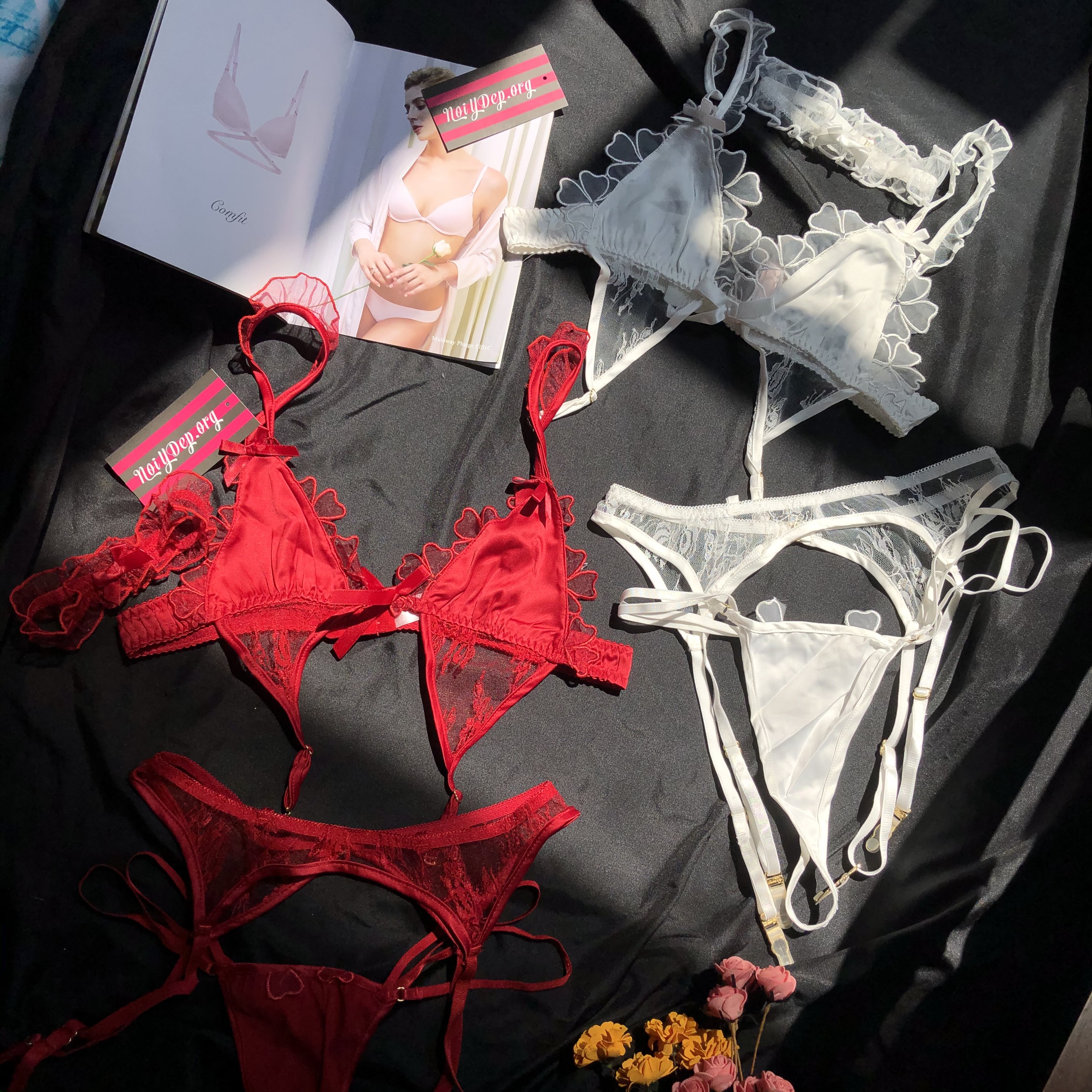 Sét đồ cosplay lụa sexy kèm kẹp vớ Nội Y Đẹp