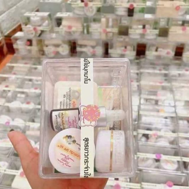 BỘ KEM DƯỠNG TRẮNG DA YANHEE THÁI LAN