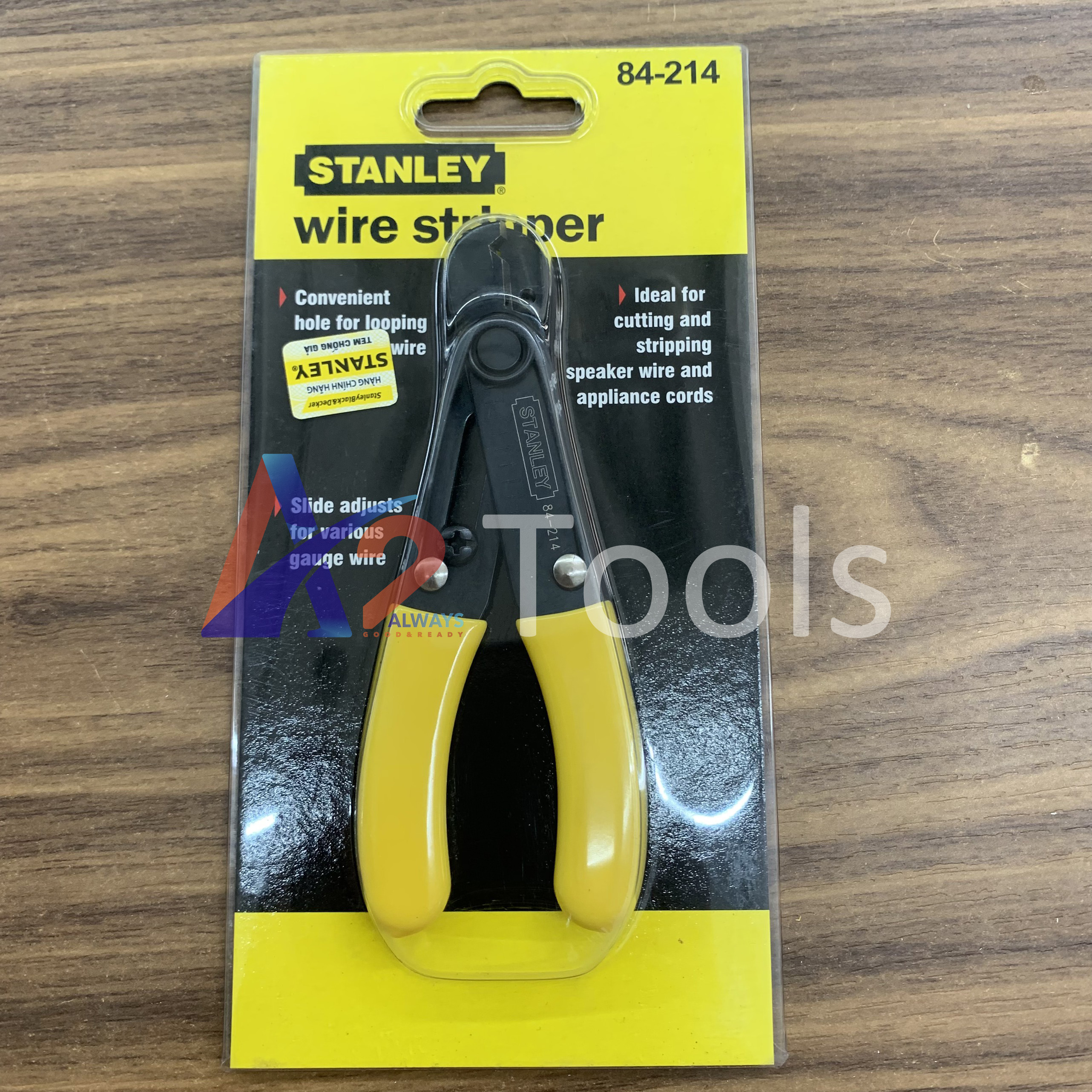 Kềm tuốt dây điện 130mm Stanley 84-214-22