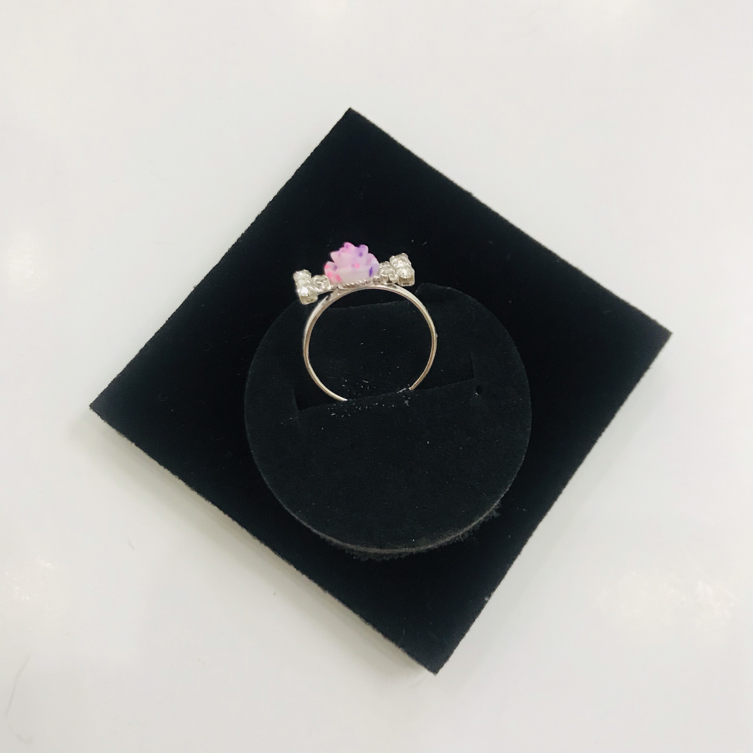Nhẫn thời trang hoa hồng đính đá