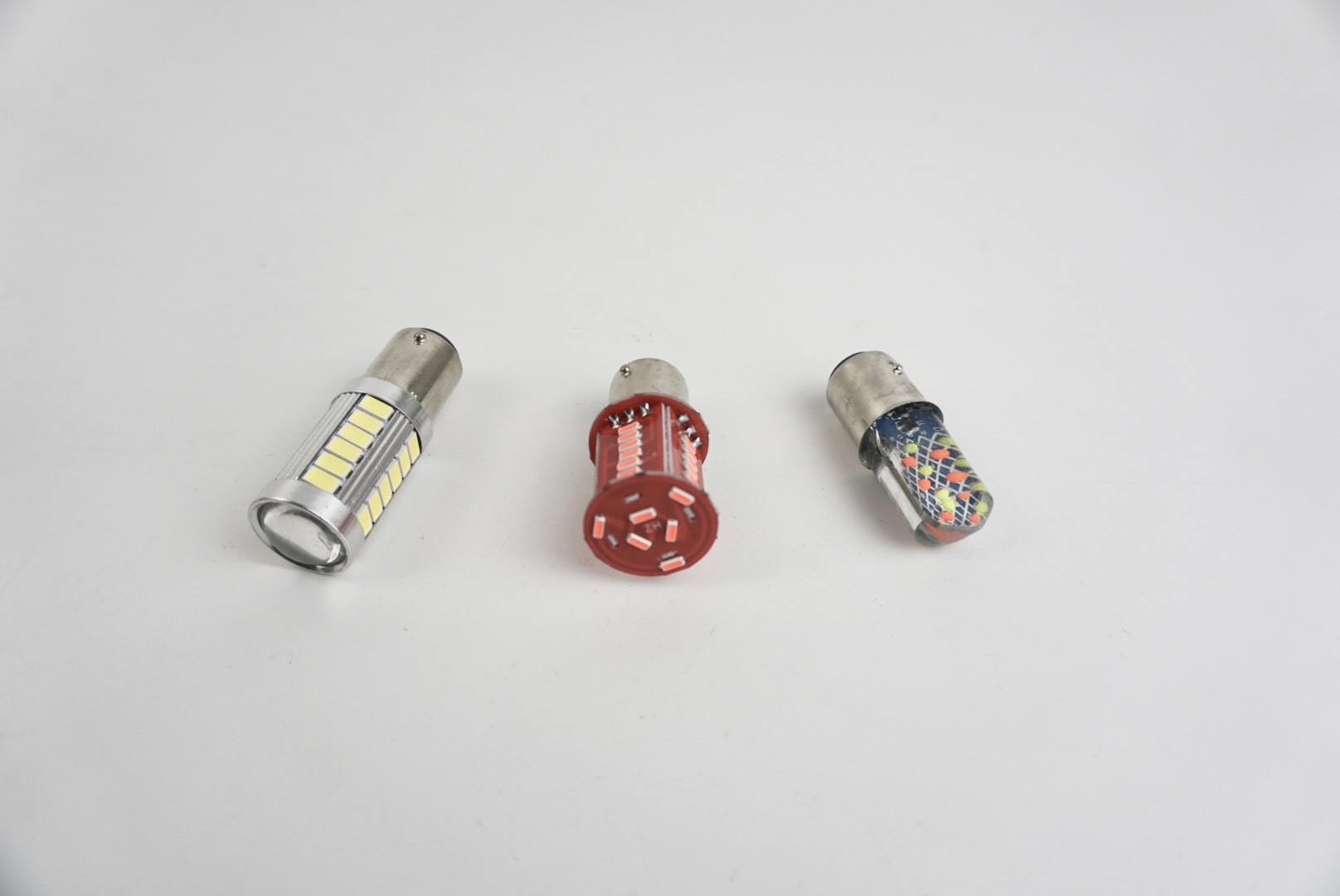 Đèn hậu nháy Audi, hậu nháy 33 tim, hậu 7 màu lắp Wave, Winner V1, Dream, Sirius, Future và nhiều dòng xe khác