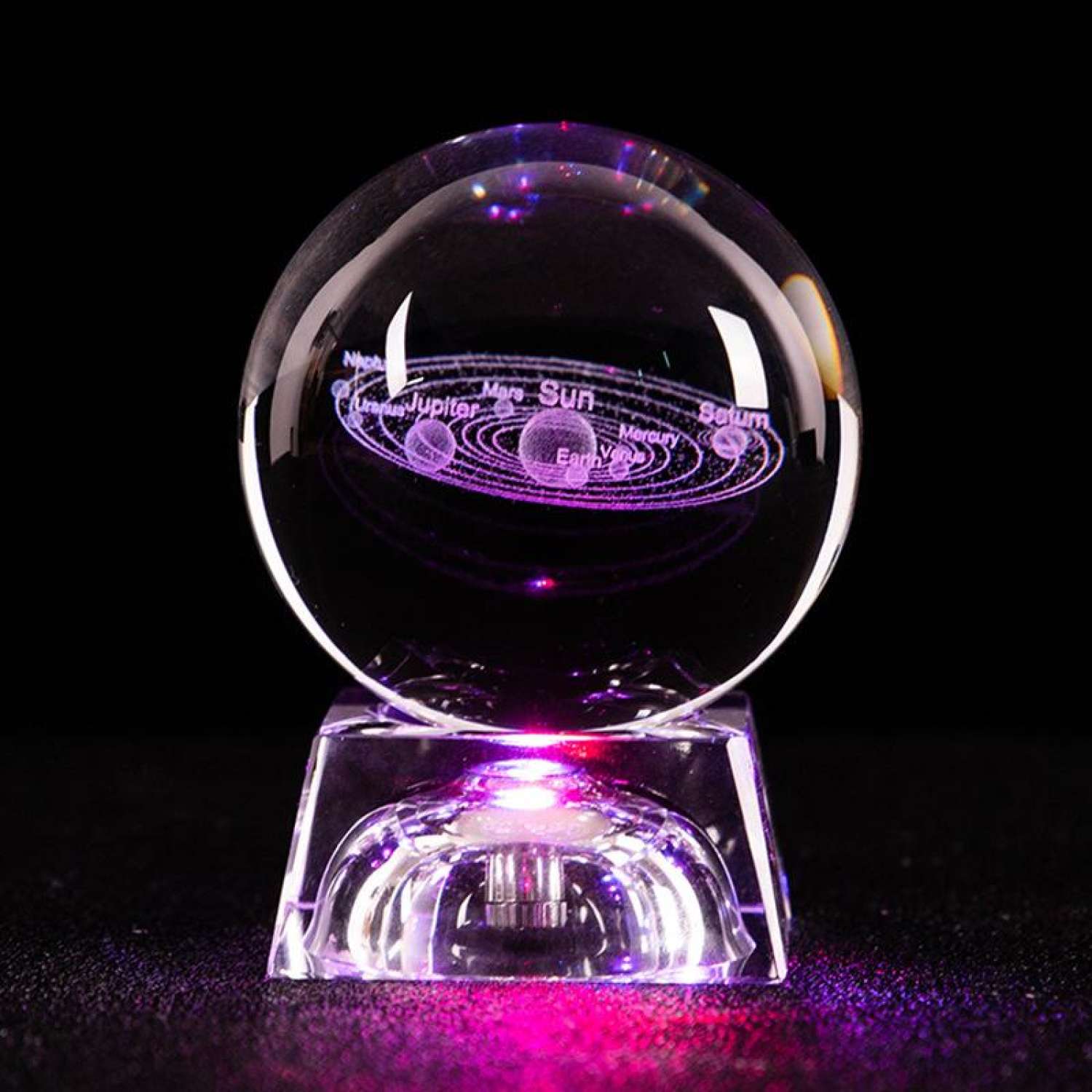 Quả Cầu Pha Lê Size 5cm Đế Thủy Tinh Có Đèn Trang Trí