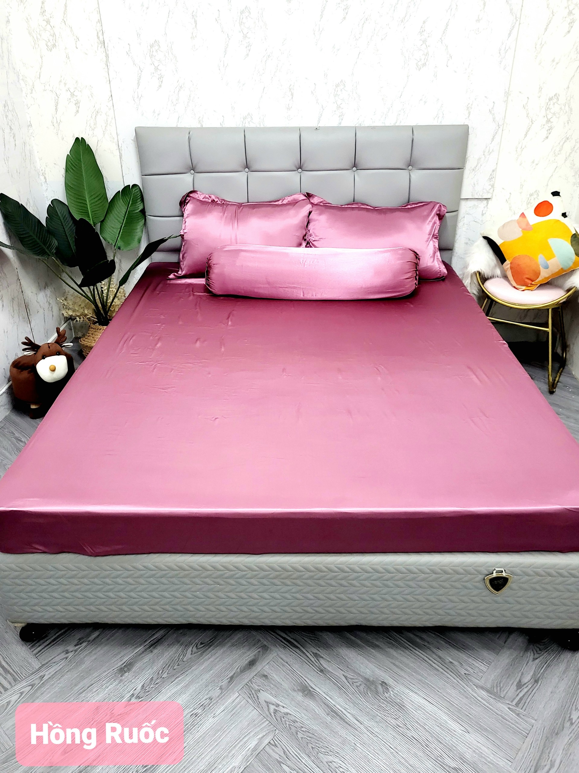 Bộ 5 món 4 món Chăn ga phi lụa Thái Tuấn cao cấp loại 1 - Mã màu phi lụa Hồng Ruốc