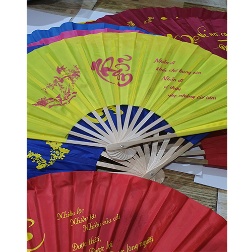 Quạt vải thư pháp & nhiều màu và kích cỡ
