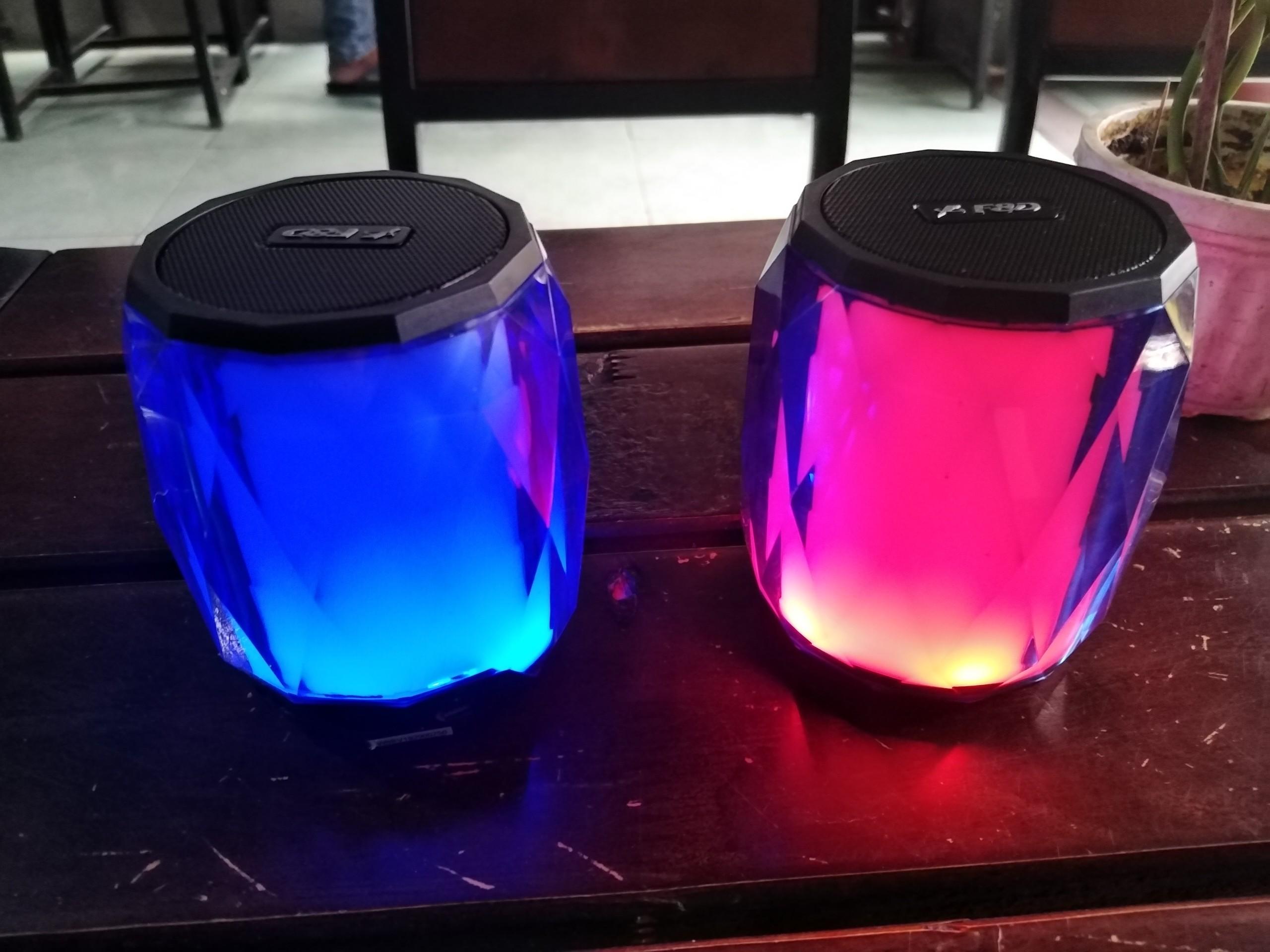 Loa Bluetooth Fenda W8 chính hãng