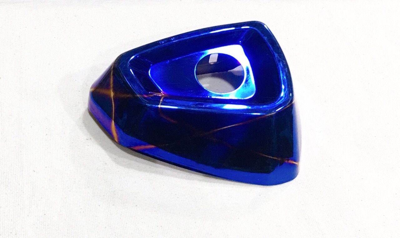 Bộ ốp pô màu Titan xe Winner X