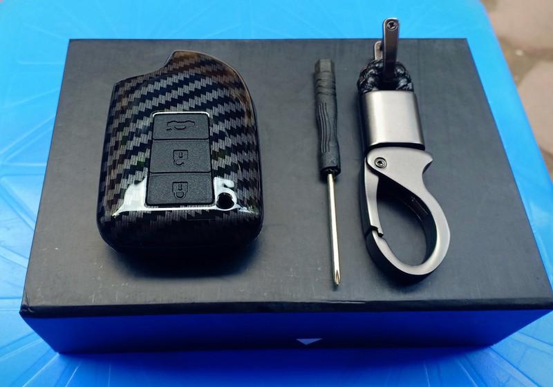 Bao da carbon xe Toyota Vios, Yaris 2019 2020-chìa thông minh