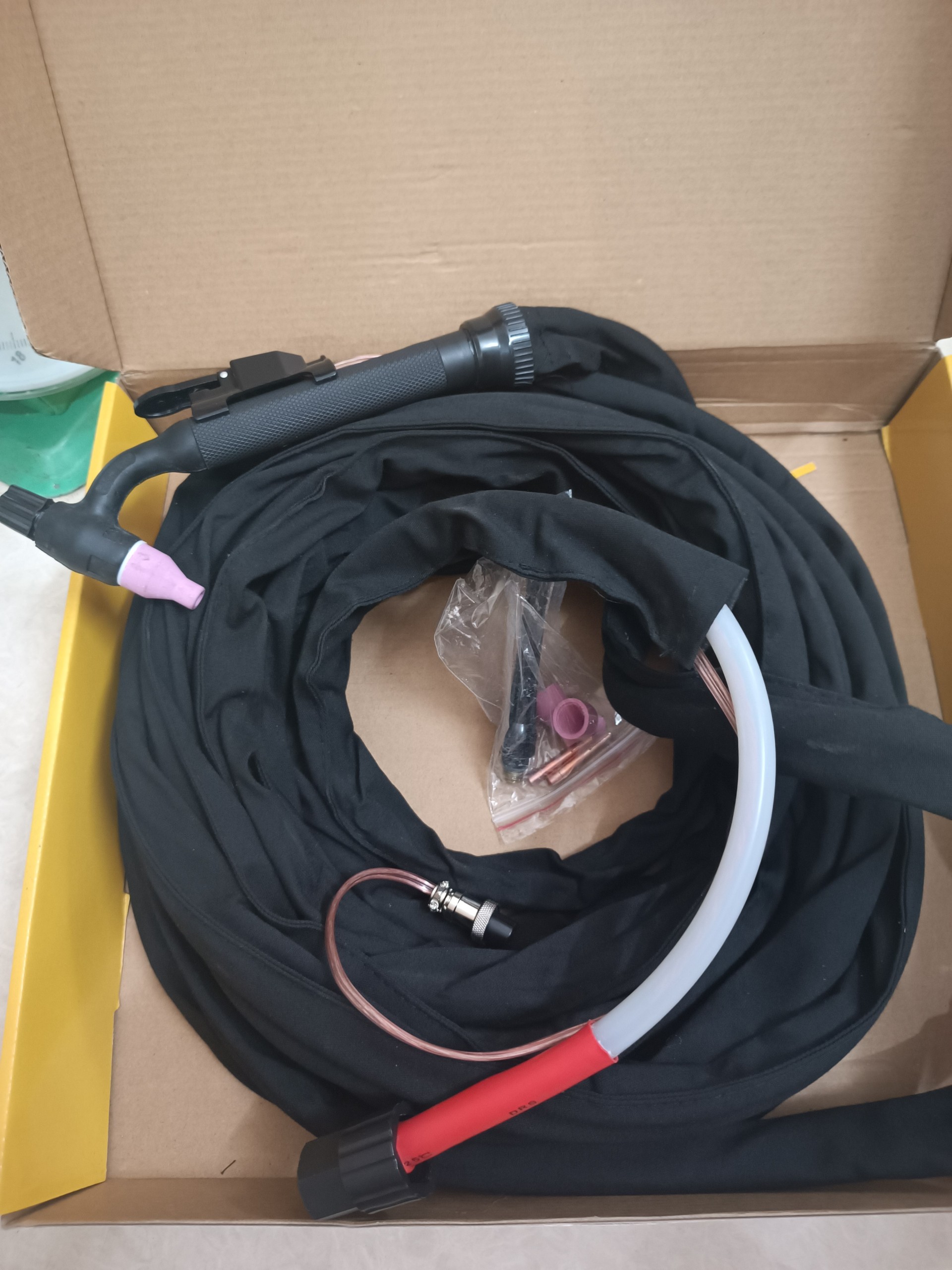 Mỏ hàn tig QQ150 dây chống cháy cán dẻo xoay vặn mọi góc độ